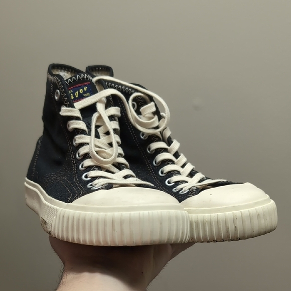 Onitsuka Tiger by Asics Other - Onitsuka Tiger "Kobe" Chuck Taylor Style Sneakers